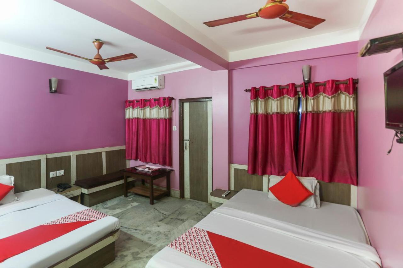 Oyo 60609 Hotel Tanushree Rampurhat Extérieur photo