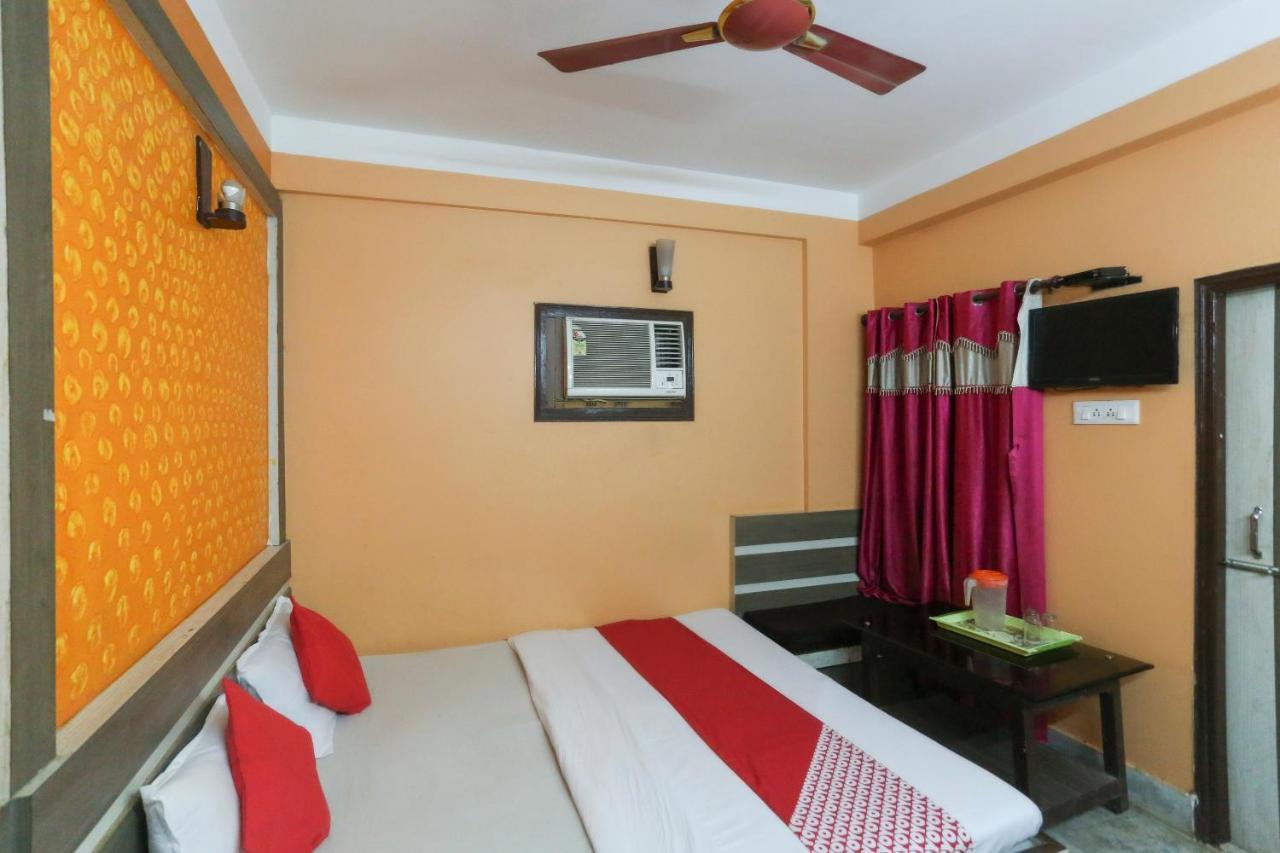 Oyo 60609 Hotel Tanushree Rampurhat Extérieur photo